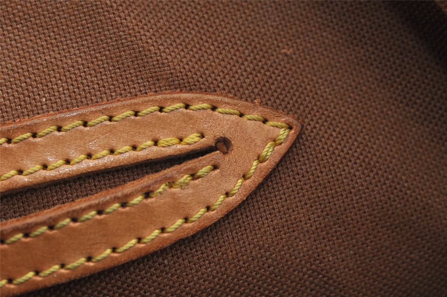 Authentic Louis Vuitton Monogram Alma Hand Bag Purse M51130 LV 7842I