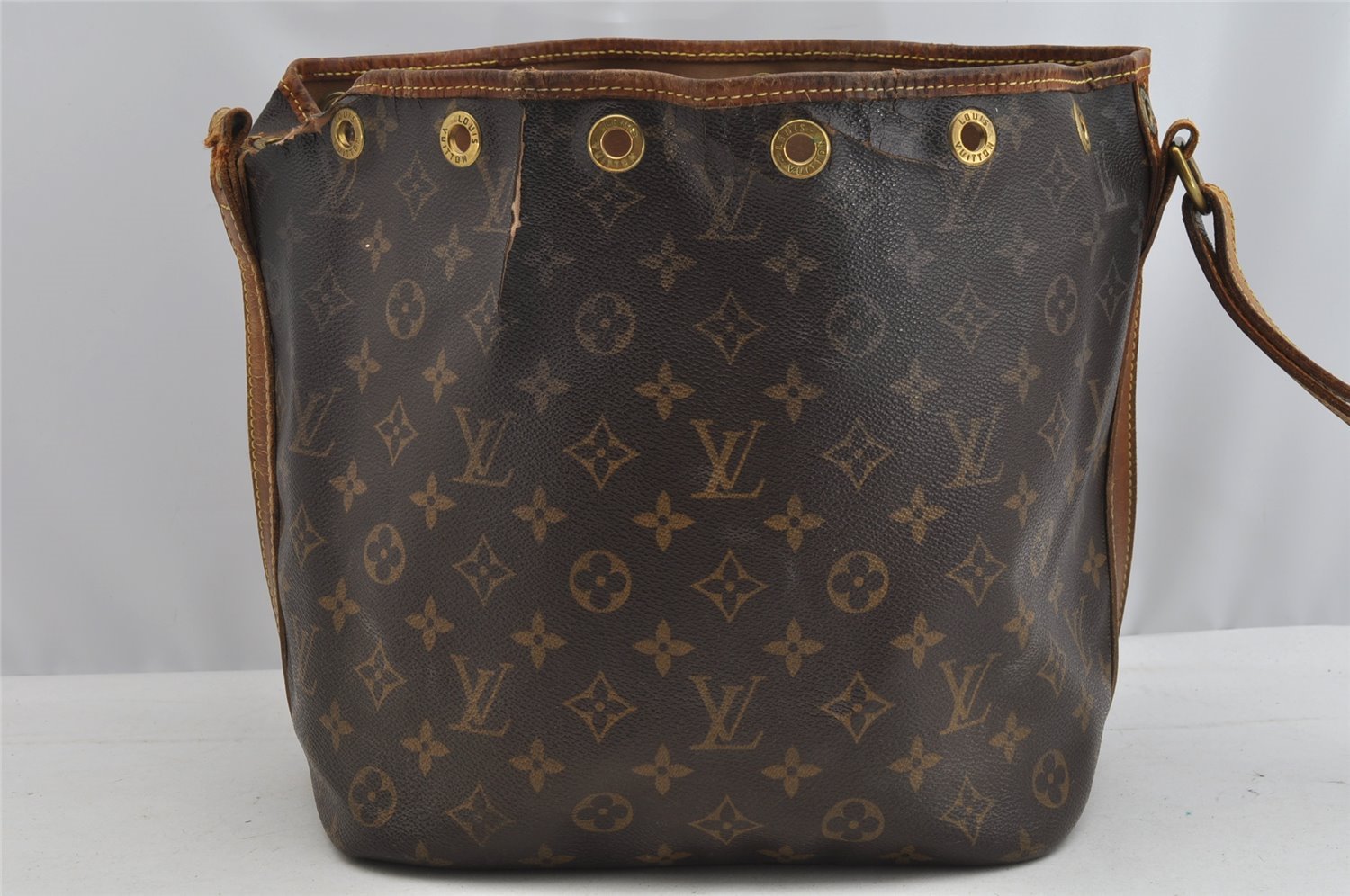 Authentic Louis Vuitton Monogram Petit Noe M42226 Drawstring Bag Junk 7846I