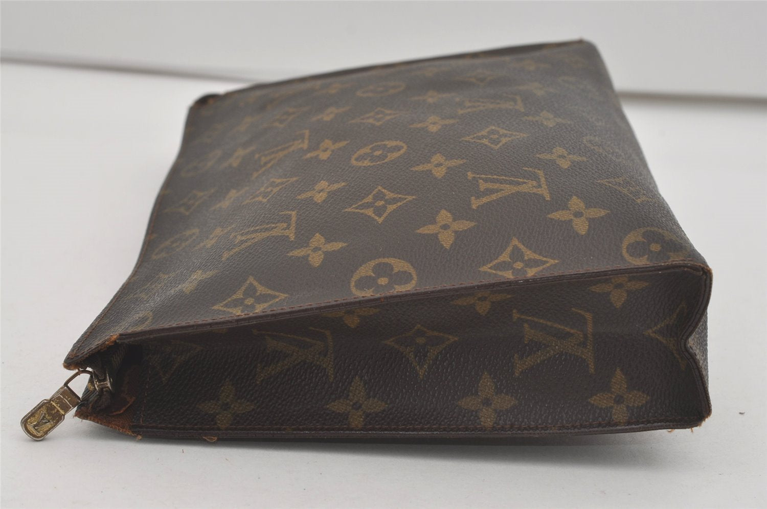 Authentic Louis Vuitton Monogram Poche Toilette 26 M47542 Cosmetics Pouch 7850I