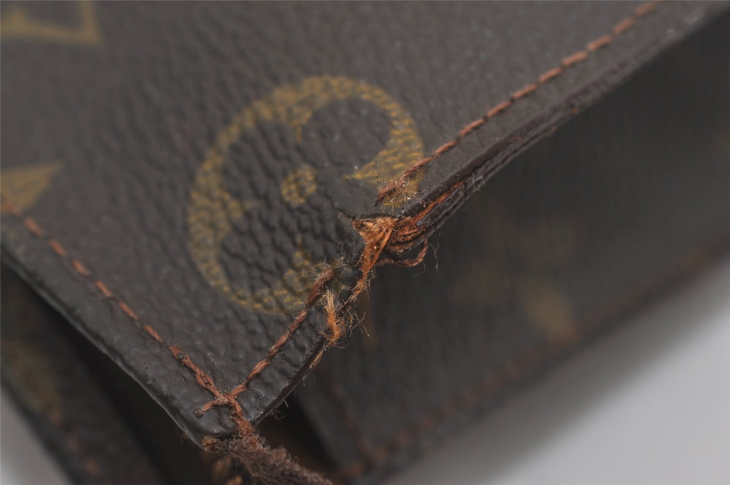 Authentic Louis Vuitton Monogram Poche Toilette 26 M47542 Cosmetics Pouch 7850I