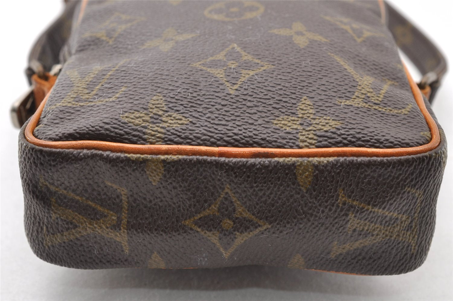 Authentic Louis Vuitton Monogram Mini Poche Danube Shoulder Bag M45268 LV 7851I