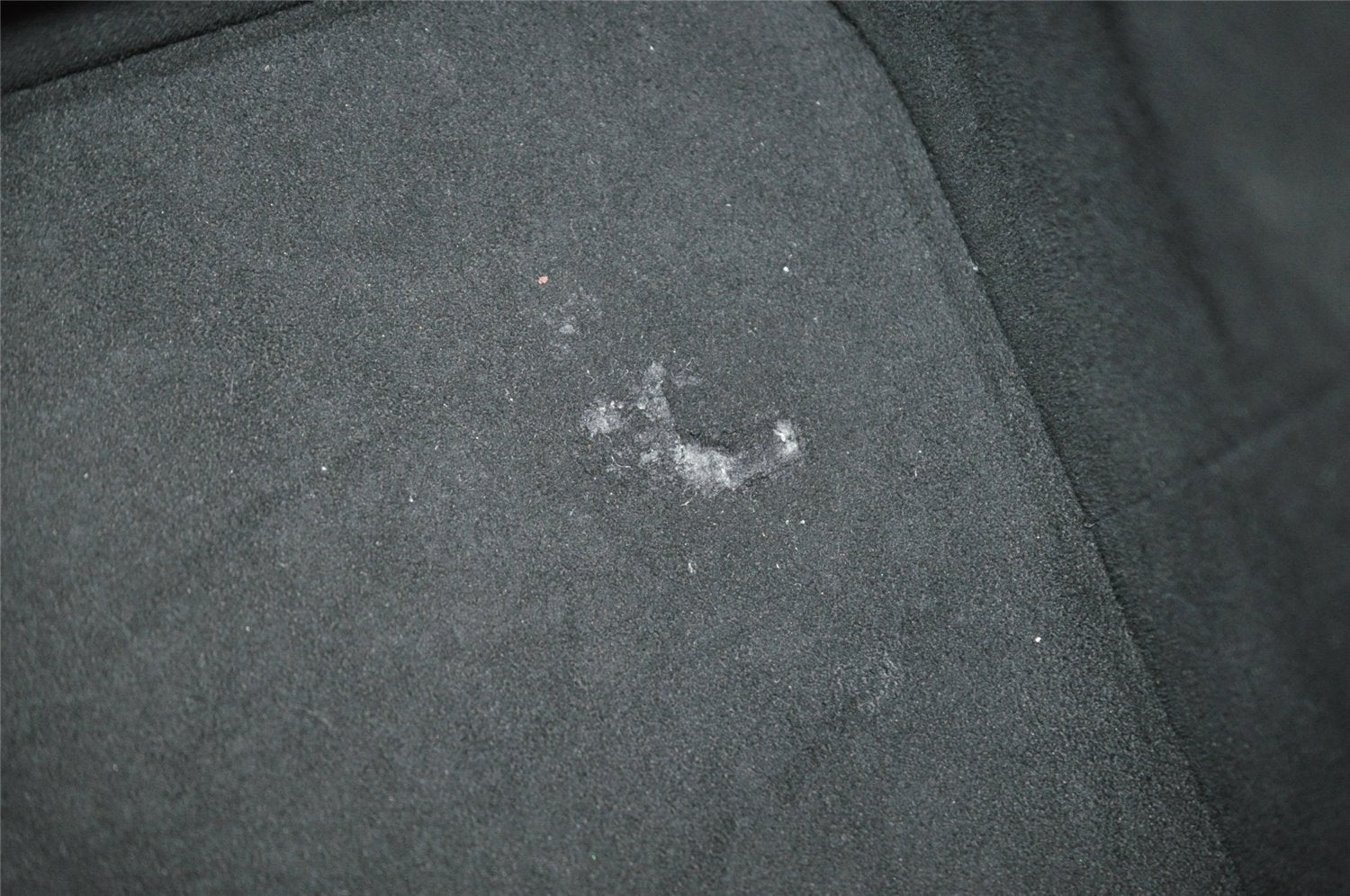 Authentic Louis Vuitton Epi Petit Noe Shoulder Drawstring Bag M59012 Black 7855I