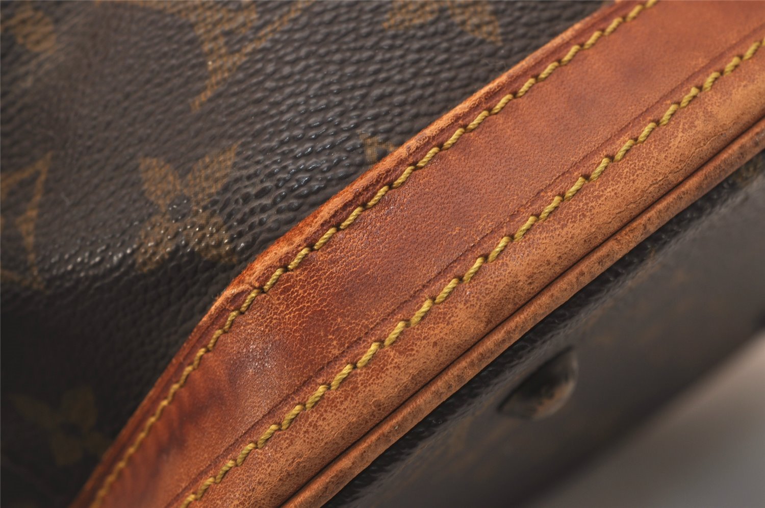 Authentic Louis Vuitton Monogram Bucket PM Shoulder Tote Bag Old Model LV 7857J