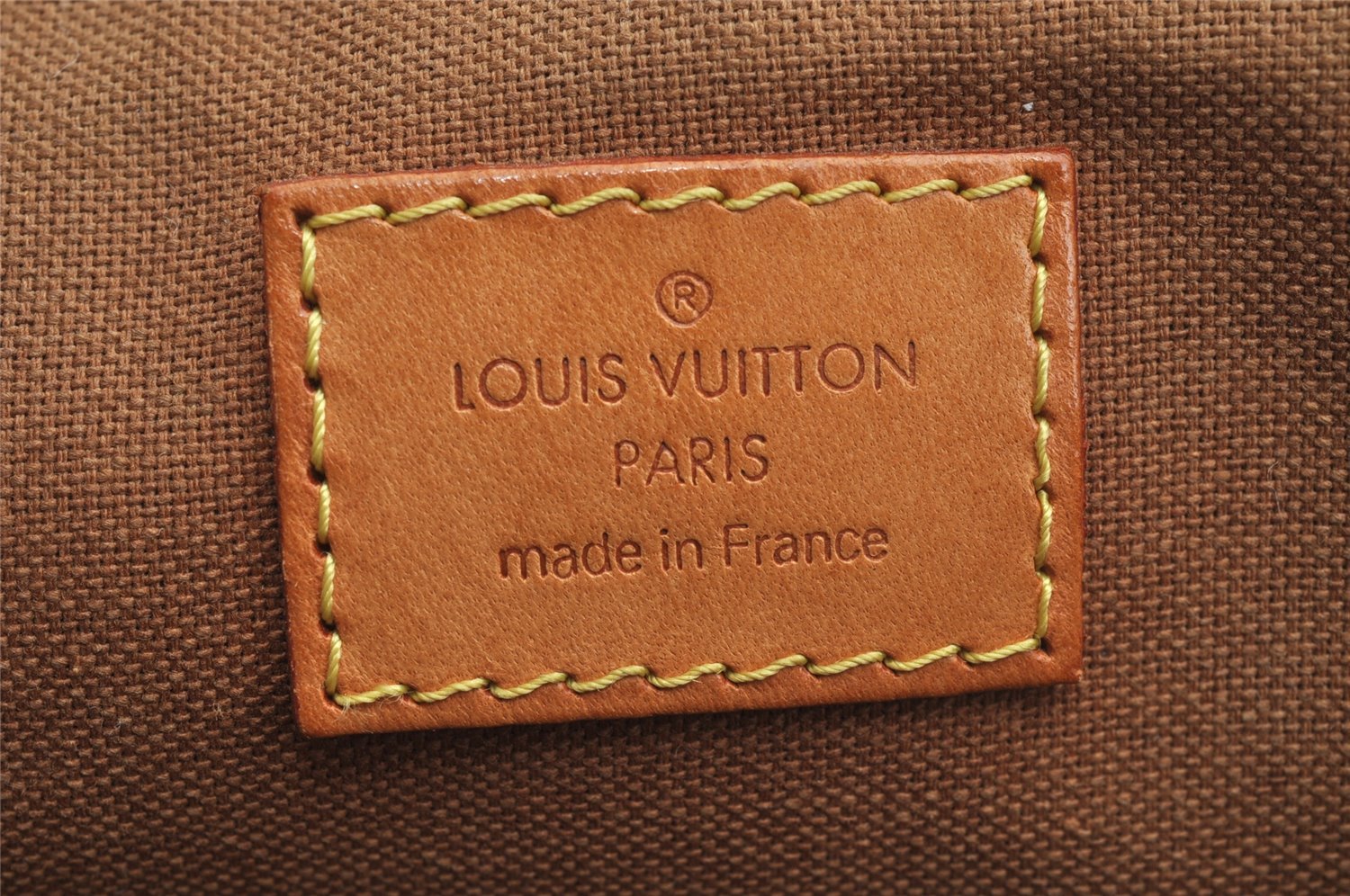 Authentic Louis Vuitton Monogram Popincourt Haut Shoulder Bag M40007 LV 7858I