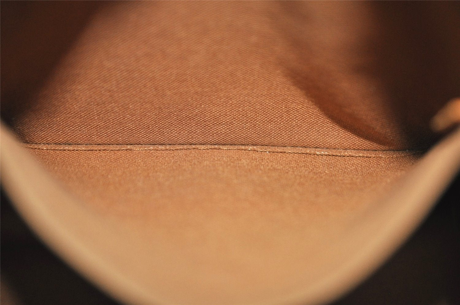 Authentic Louis Vuitton Monogram Popincourt Haut Shoulder Bag M40007 LV 7858I