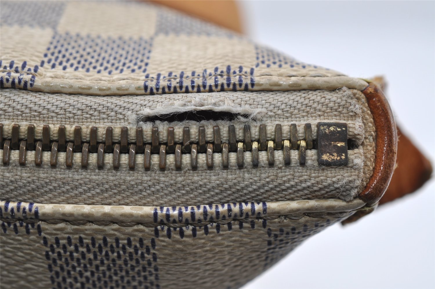 Authentic Louis Vuitton Damier Azur Totally MM Tote Bag N51262 LV 7859I