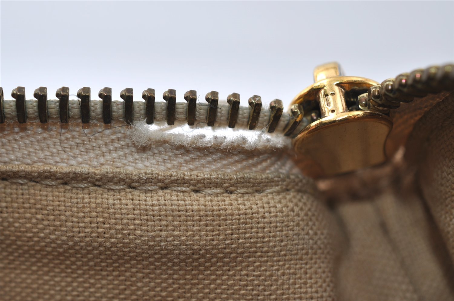 Authentic Louis Vuitton Damier Azur Totally MM Tote Bag N51262 LV 7859I