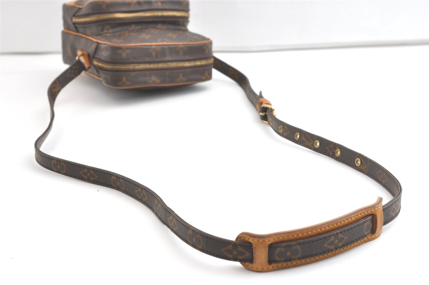 Authentic Louis Vuitton Monogram Amazone Shoulder Cross Body Bag M45236 LV 7860J