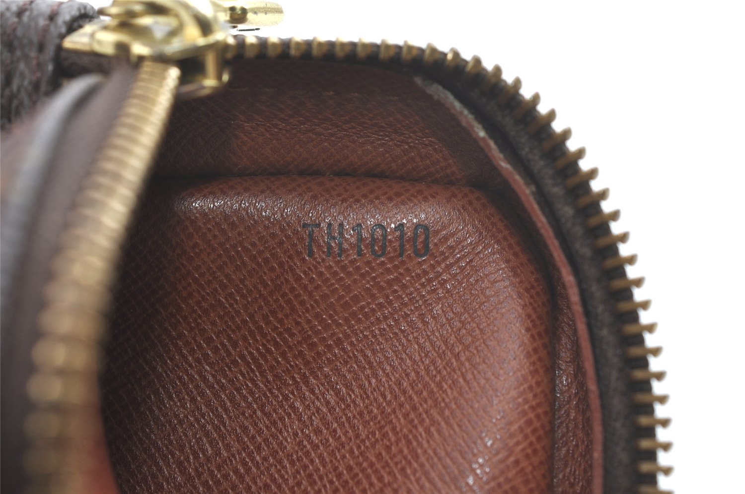 Authentic Louis Vuitton Monogram Amazone Shoulder Cross Body Bag M45236 LV 7860J