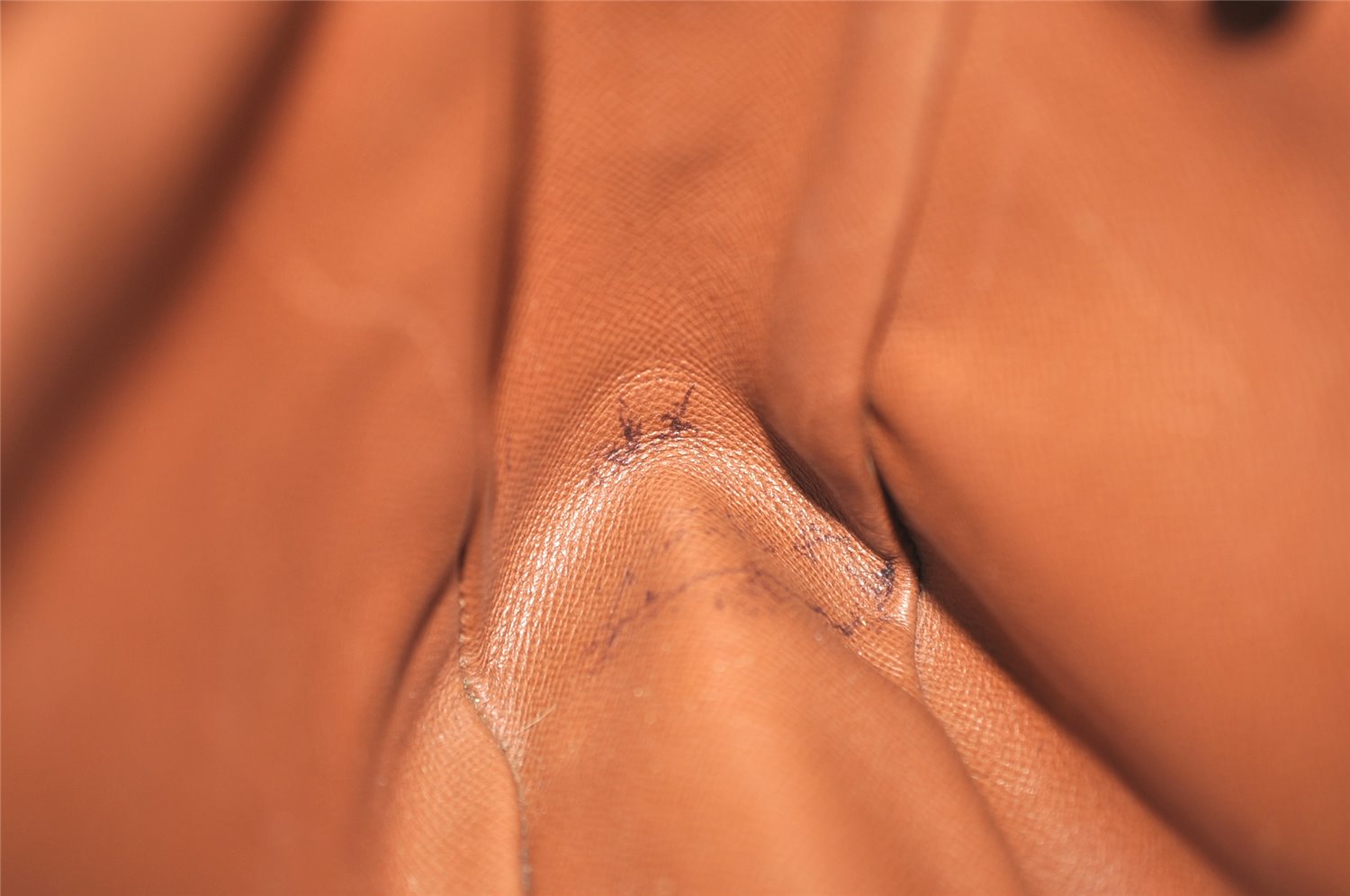 Authentic Louis Vuitton Monogram Nile Shoulder Cross Body Bag M45244 LV 7865J