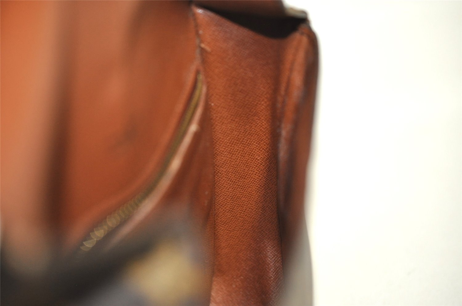 Authentic Louis Vuitton Monogram Saint Cloud GM M51242 Shoulder Cross Bag 7871I