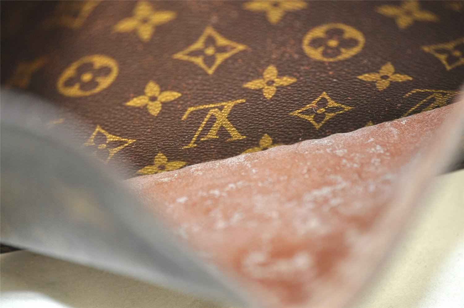 Authentic Louis Vuitton Monogram Saint Cloud GM M51242 Shoulder Cross Bag 7871I