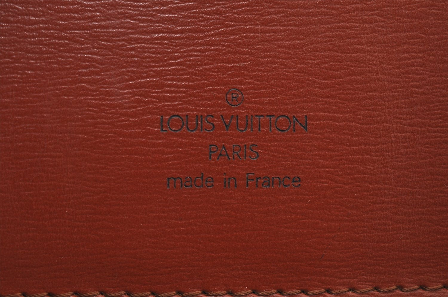 Authentic Louis Vuitton Epi Cluny Shoulder Bag Purse Brown M52253 LV 7877J