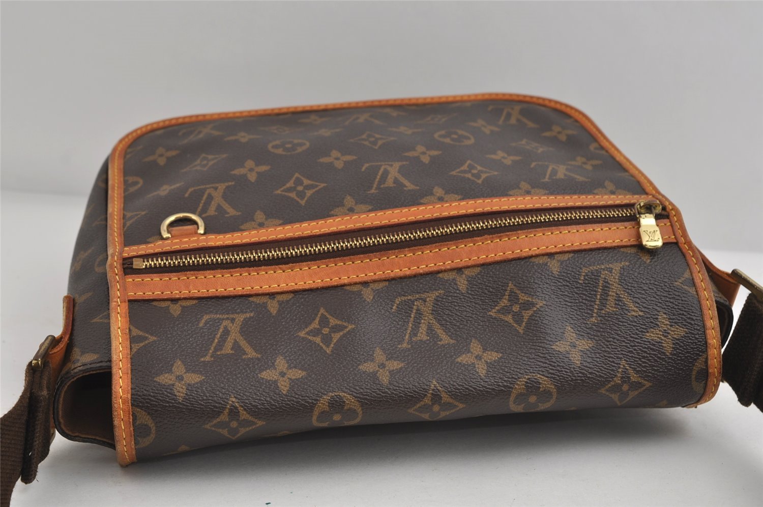 Auth Louis Vuitton Monogram Messenger Bosphore PM Shoulder Bag M40106 LV 7884I