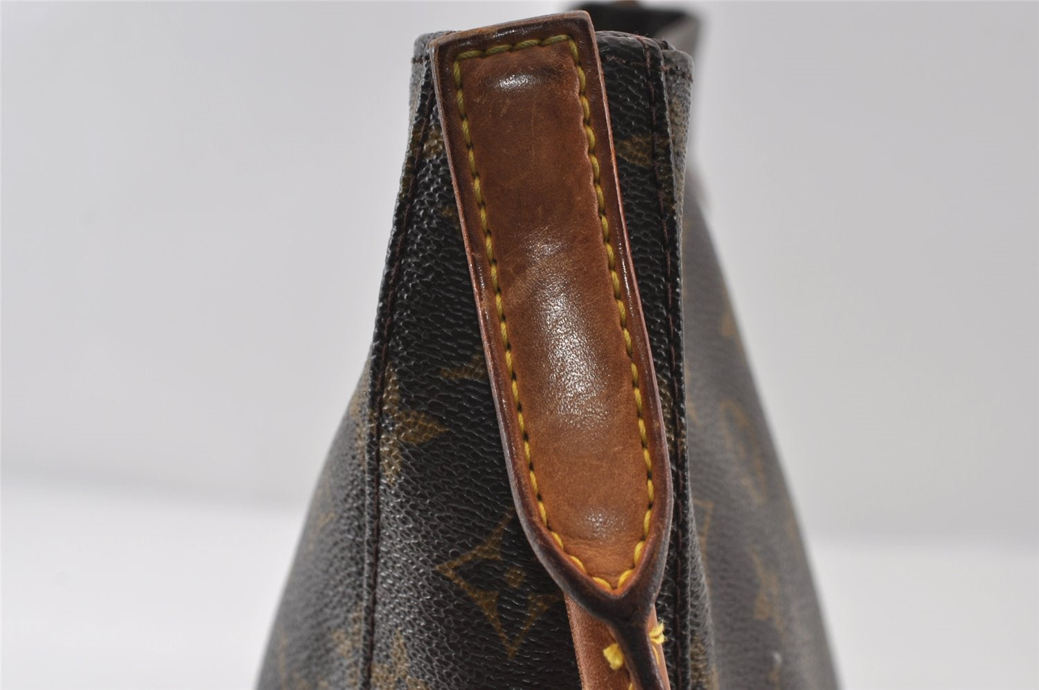 Authentic Louis Vuitton Monogram Looping GM Shoulder Bag M51145 LV 7885I