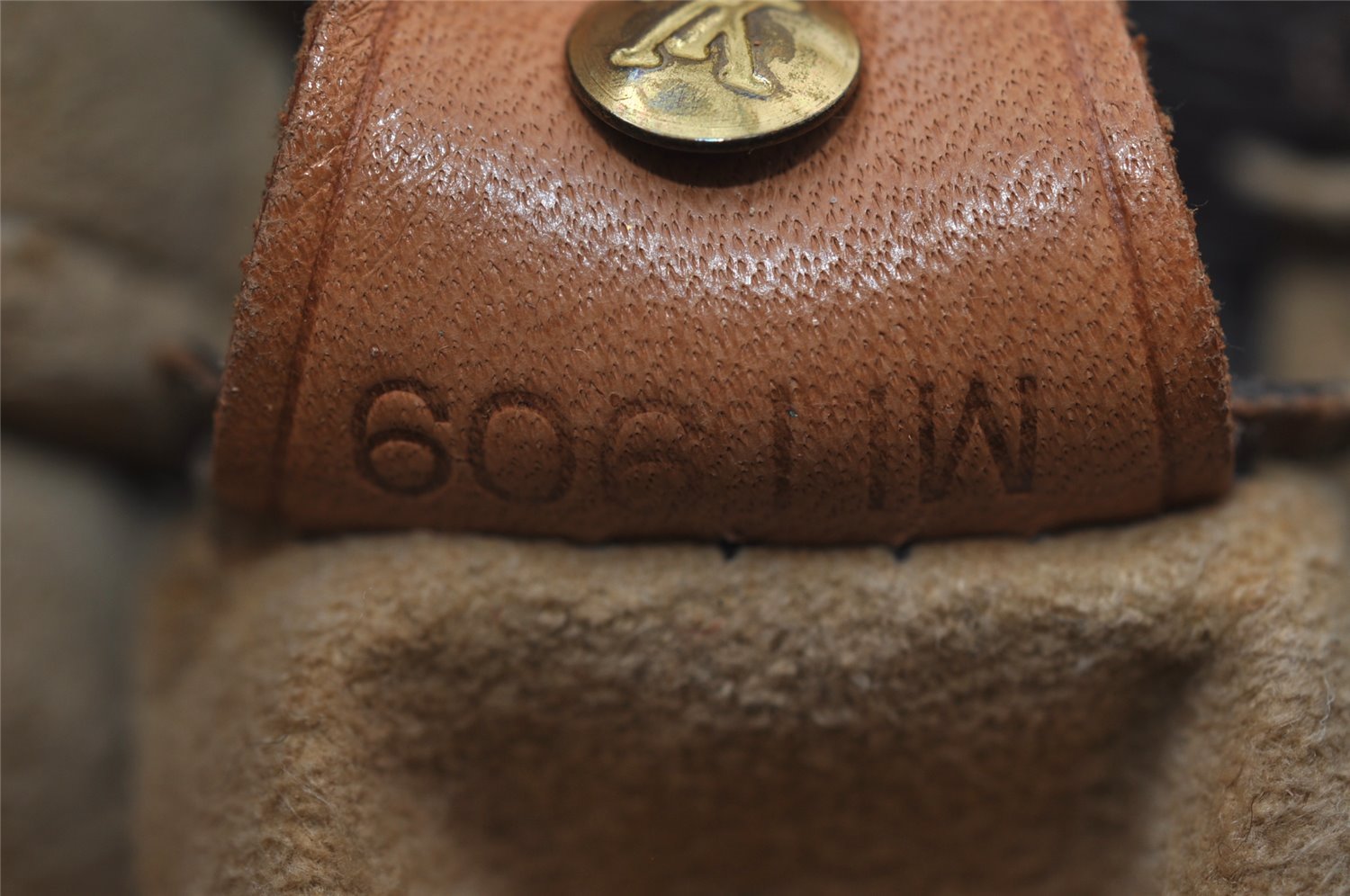 Authentic Louis Vuitton Monogram Looping GM Shoulder Bag M51145 LV 7885I