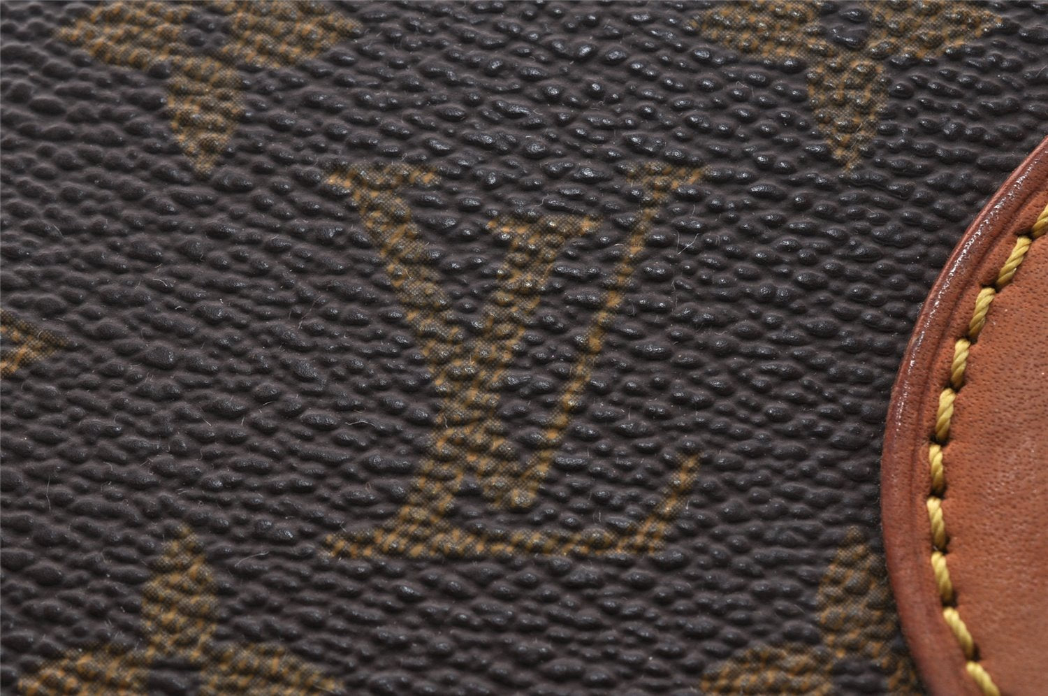 Authentic Louis Vuitton Monogram Saint Cloud MM M51243 Shoulder Cross Bag 7891I