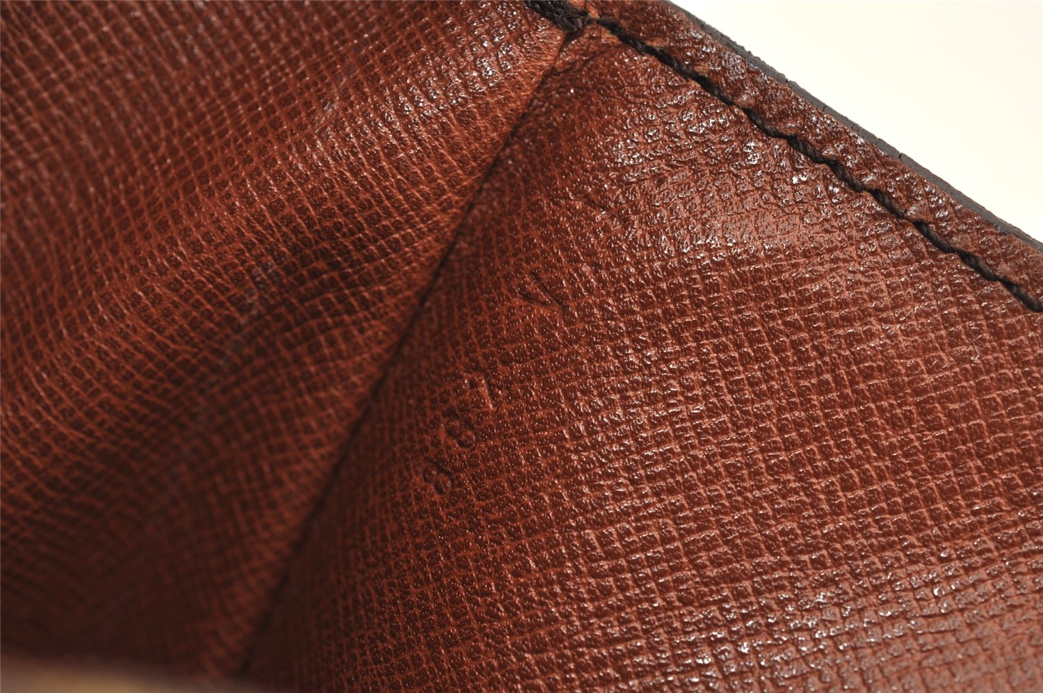 Authentic Louis Vuitton Monogram Saint Cloud GM M51242 Shoulder Cross Bag 7893J