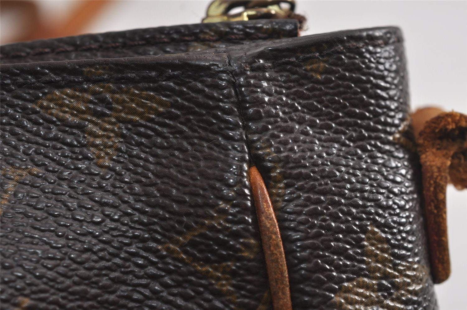 Authentic Louis Vuitton Monogram Viva Cite PM Shoulder Bag M51165 LV Junk 7896J