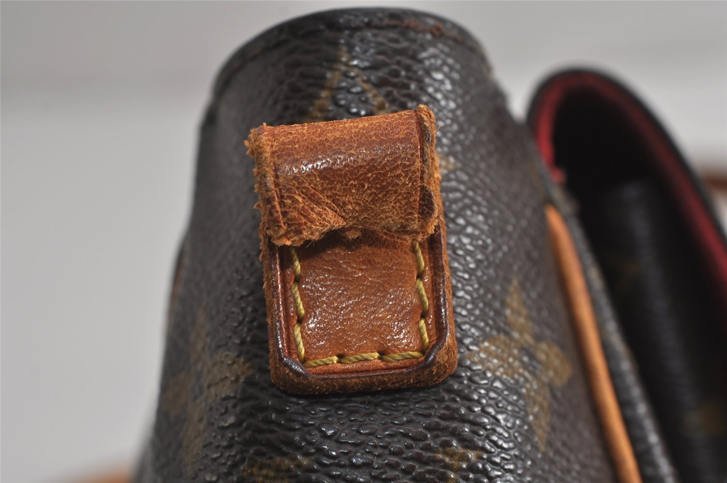 Authentic Louis Vuitton Monogram Viva Cite PM Shoulder Bag M51165 LV Junk 7896J