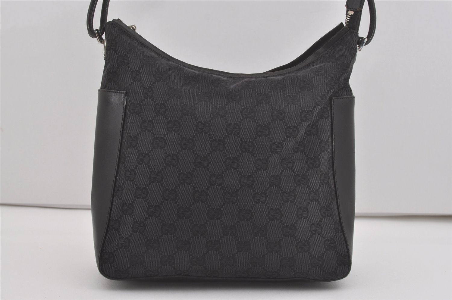 Authentic GUCCI Vintage Shoulder Hand Bag GG Canvas Leather 0013766 Black 7897I