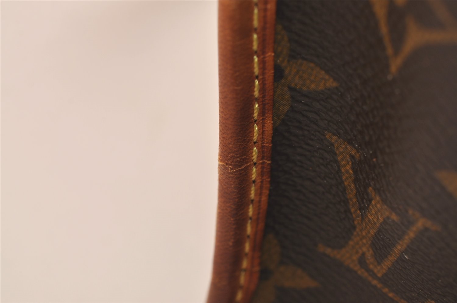 Authentic Louis Vuitton Monogram Popincourt Haut Shoulder Bag M40007 LV 7902J