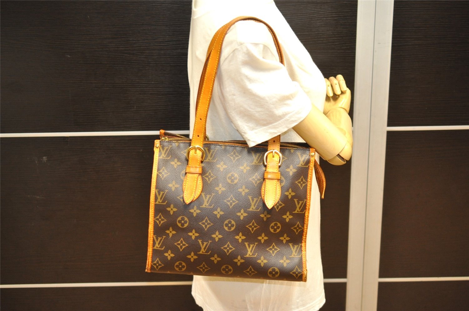 Authentic Louis Vuitton Monogram Popincourt Haut Shoulder Bag M40007 LV 7902J