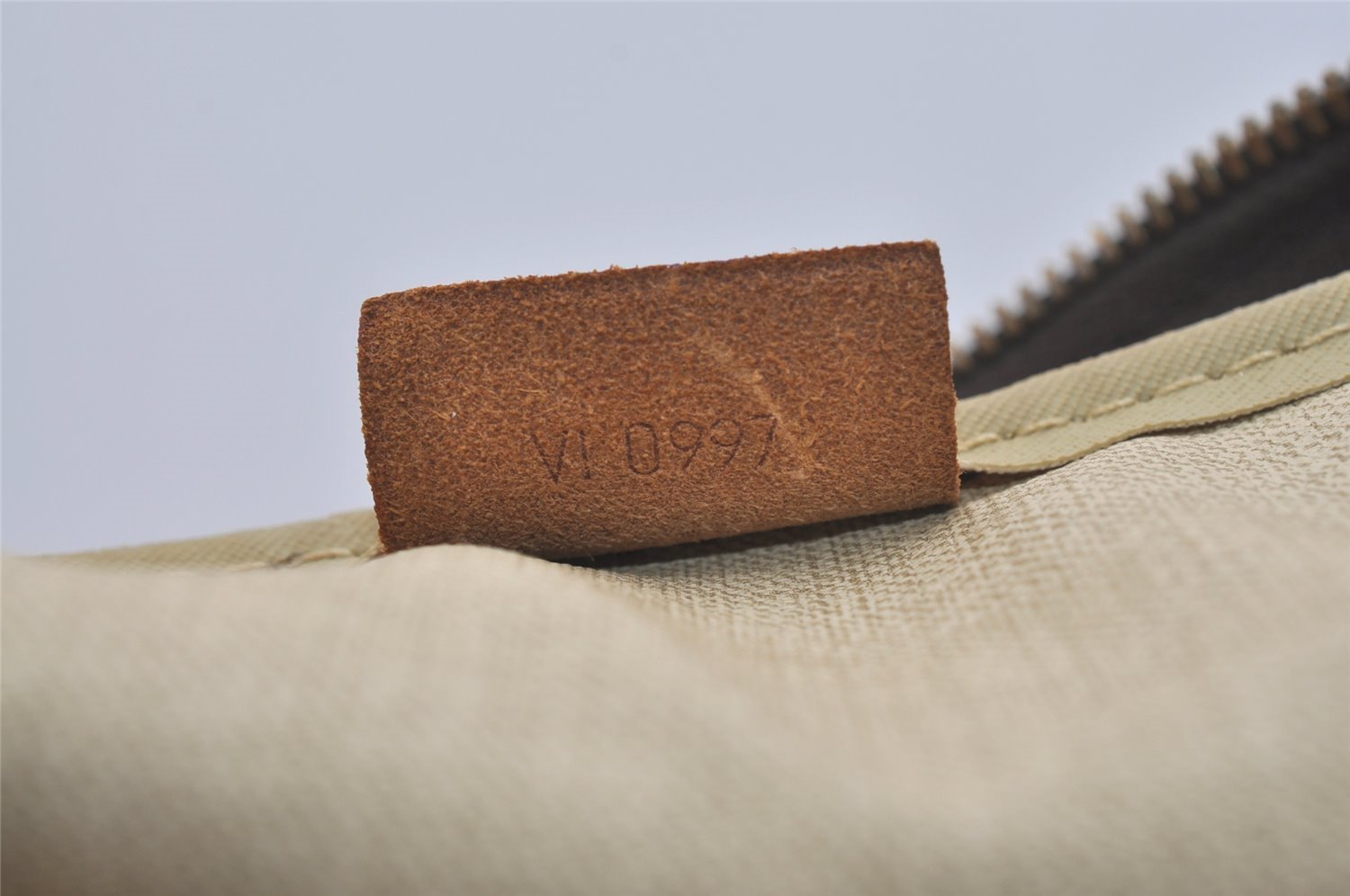 Authentic Louis Vuitton Monogram Deauville Hand Bag M47270 LV 7905I