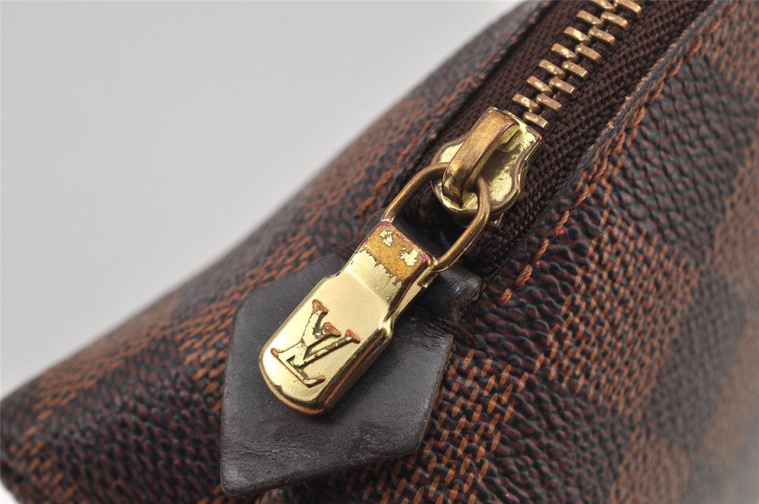 Authentic Louis Vuitton Damier Pochette Cosmetic PM Pouch N47516 LV 7905J