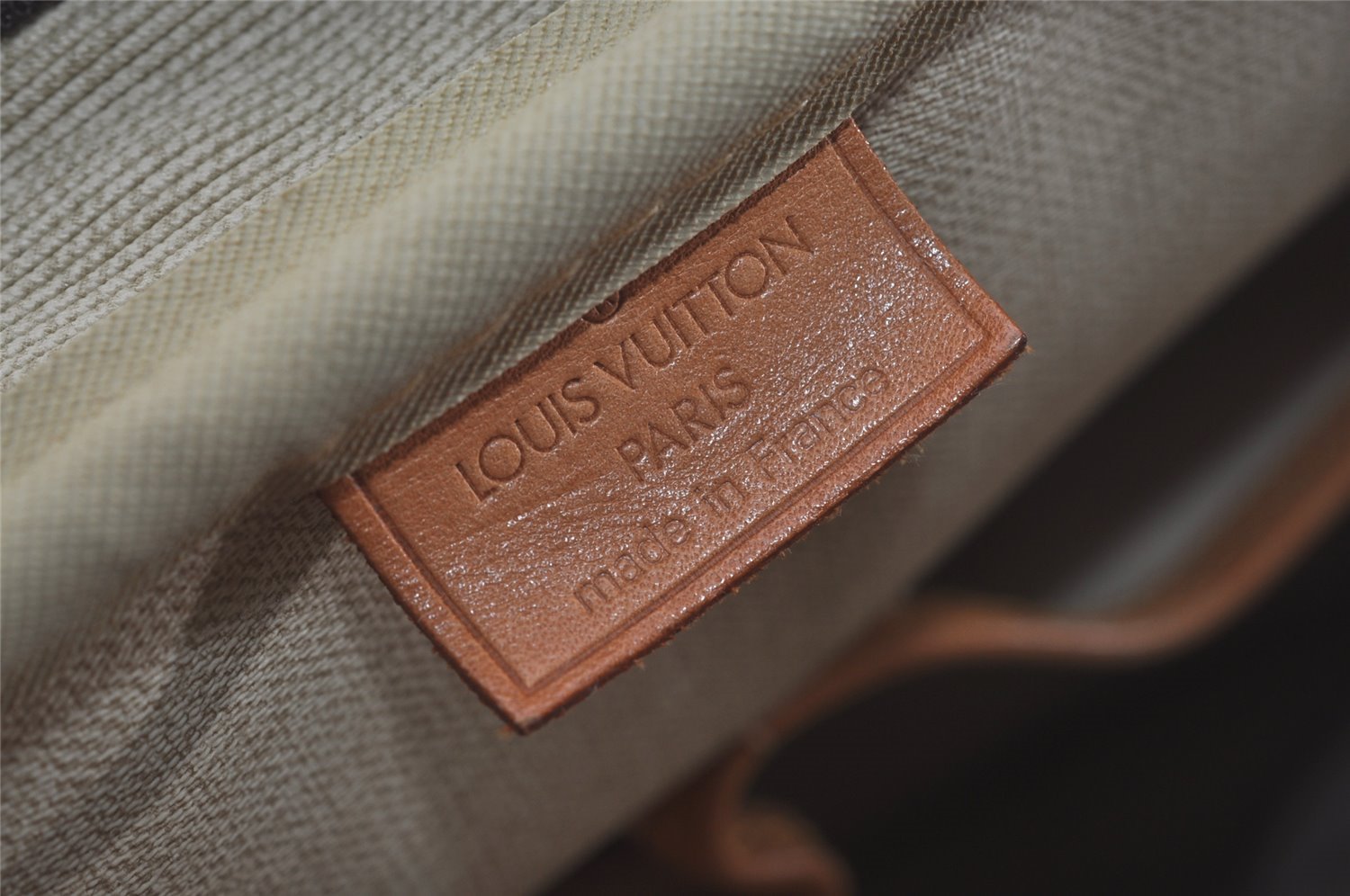 Authentic Louis Vuitton Monogram Deauville Hand Bag M47270 LV 7906I