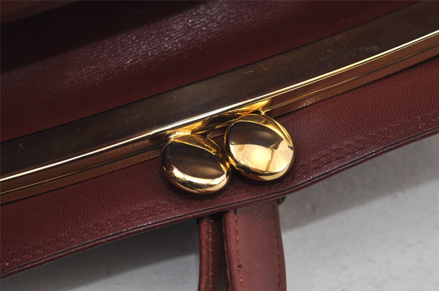 Authentic Cartier Must de Cartier Leather Shoulder Cross Bag Bordeaux Red 7909I