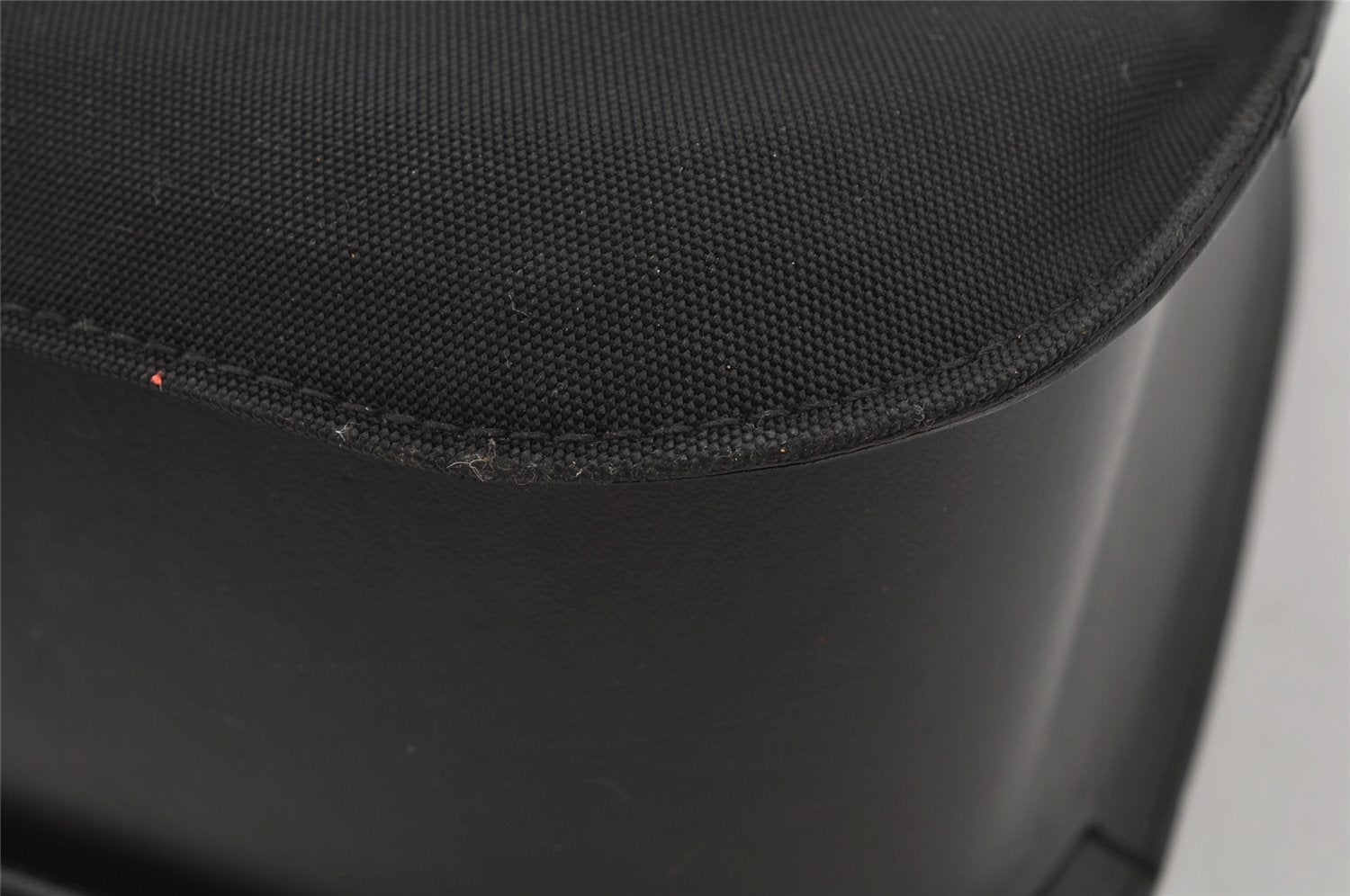 Authentic GUCCI Shoulder Hand Bag Nylon Leather 0013767 Black Junk 7909J