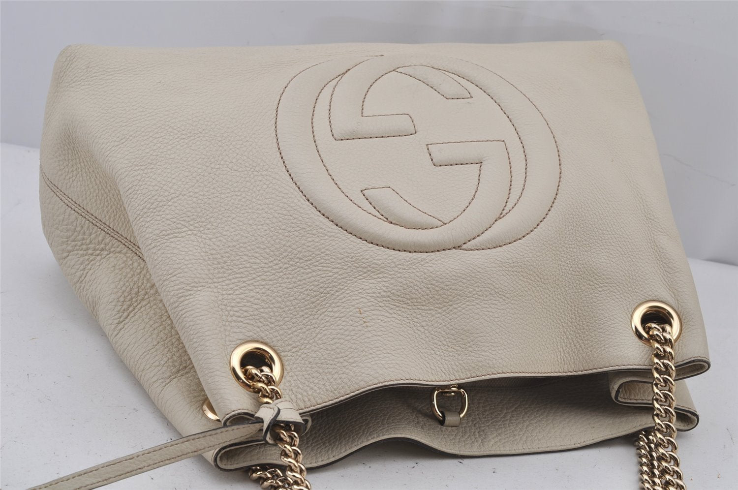 Authentic GUCCI SOHO Vintage Tassel Tote Bag Chain Leather 308982 White 7911J