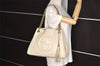 Authentic GUCCI SOHO Vintage Tassel Tote Bag Chain Leather 308982 White 7911J