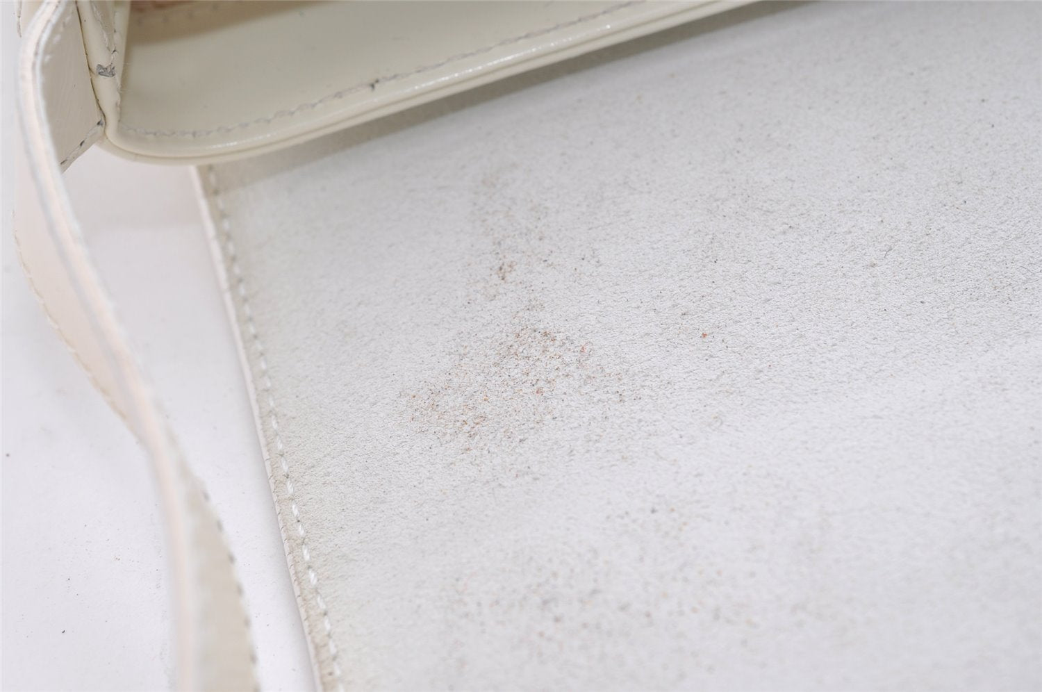 Authentic GUCCI Vintage Shoulder Bag Purse Enamel White Junk 7914J