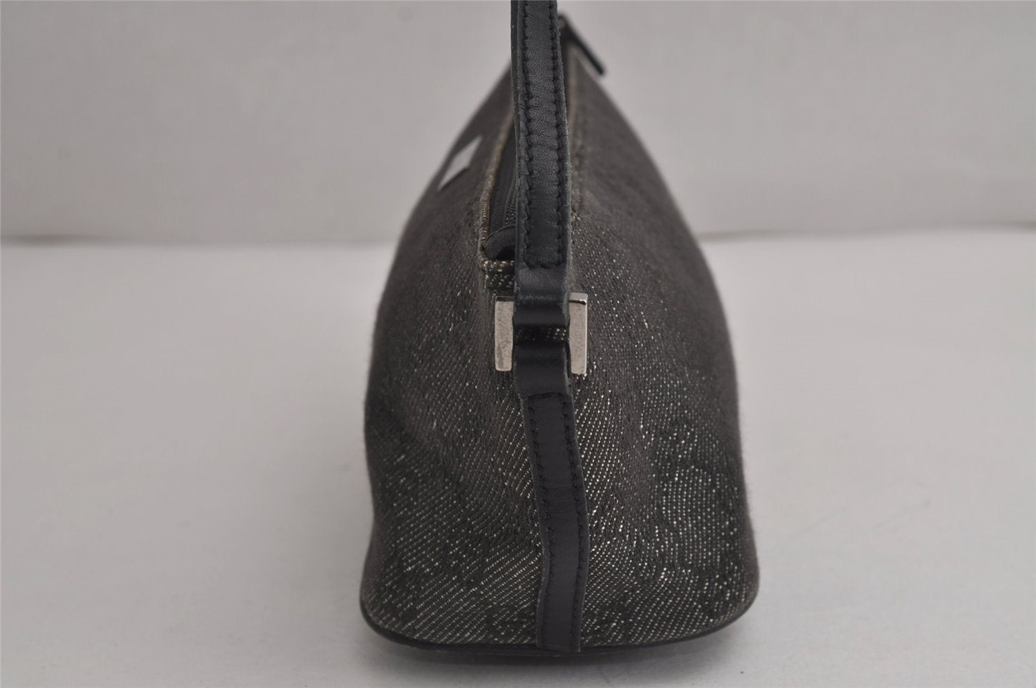 Authentic GUCCI Vintage Hand Bag Pouch Purse GG Canvas Leather 07198 Black 7918J