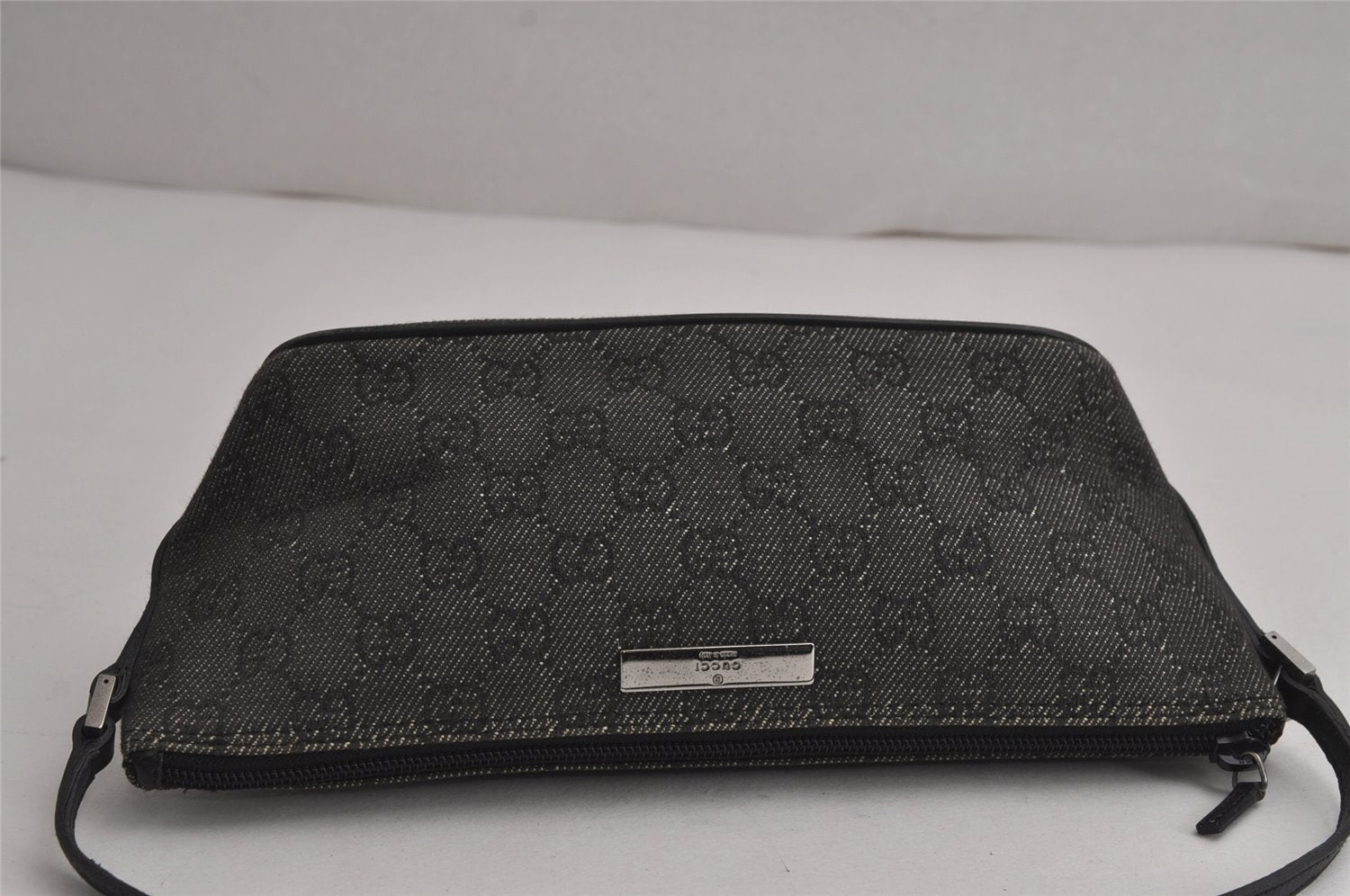 Authentic GUCCI Vintage Hand Bag Pouch Purse GG Canvas Leather 07198 Black 7918J