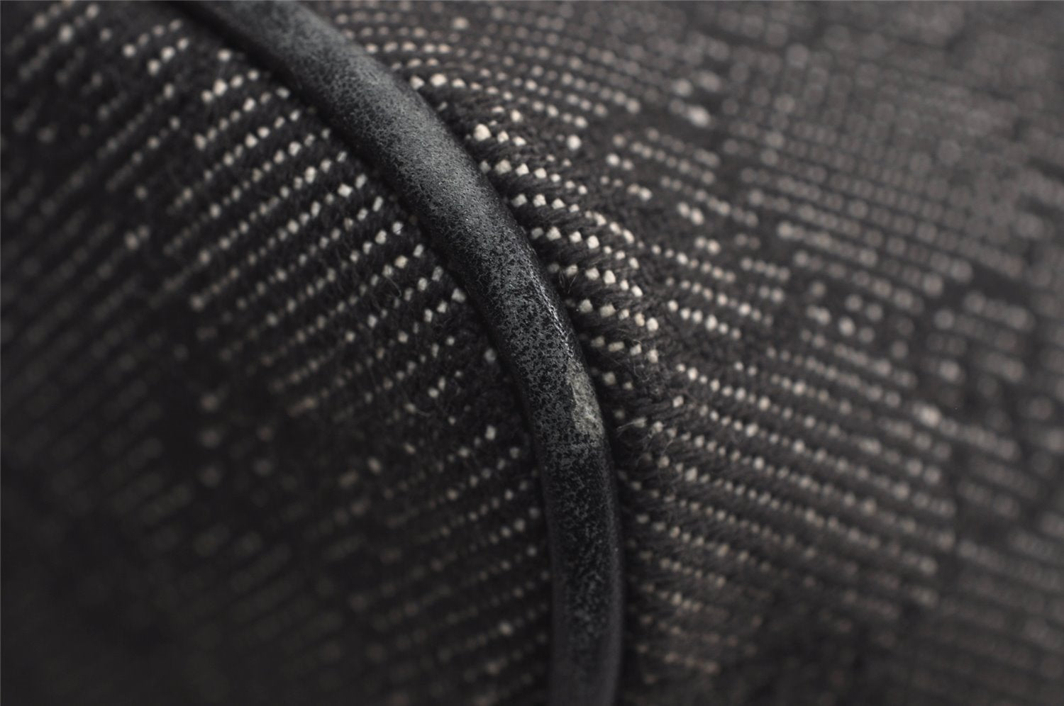 Authentic GUCCI Vintage Hand Bag Pouch Purse GG Canvas Leather 07198 Black 7918J