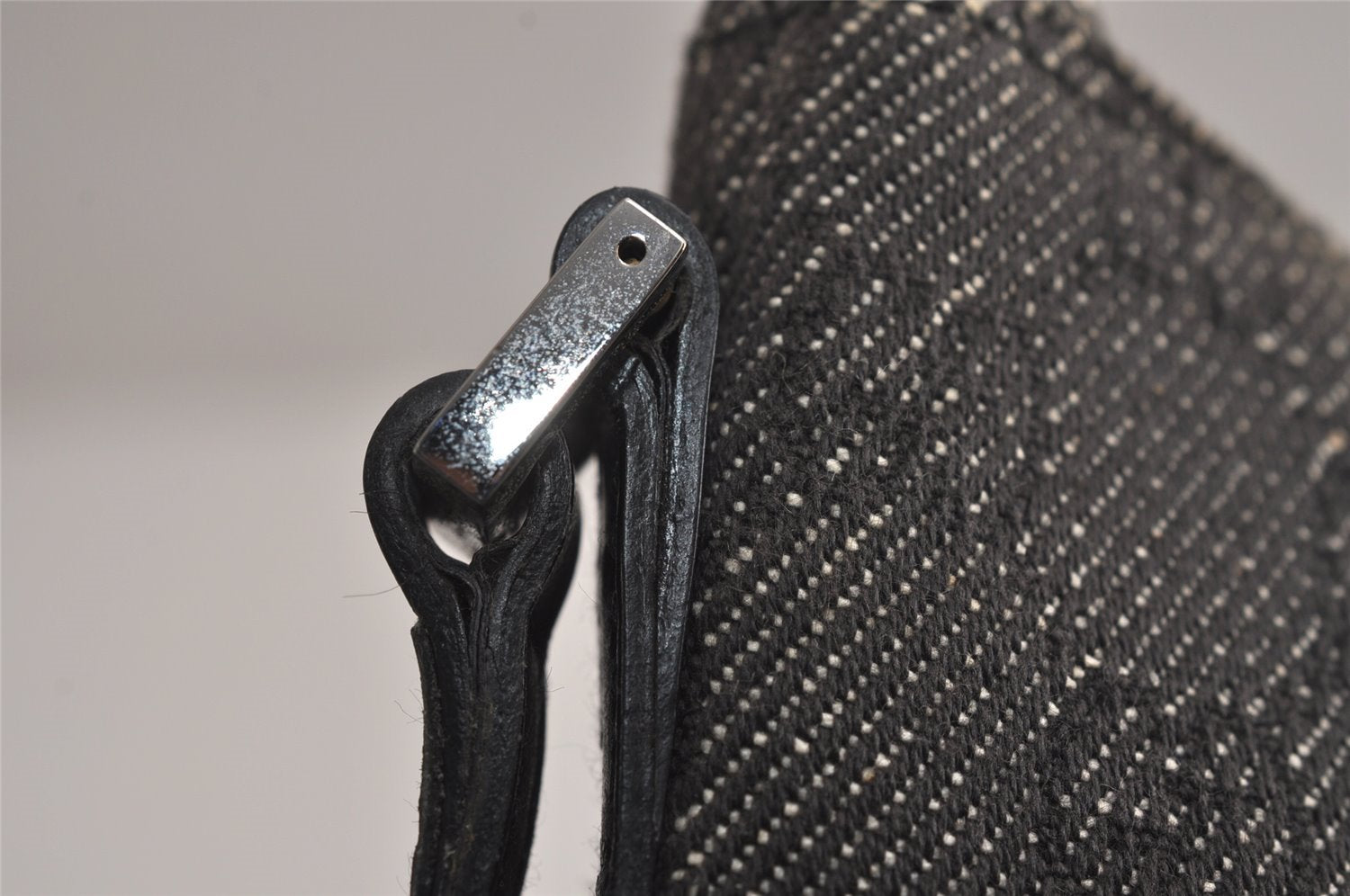 Authentic GUCCI Vintage Hand Bag Pouch Purse GG Canvas Leather 07198 Black 7918J