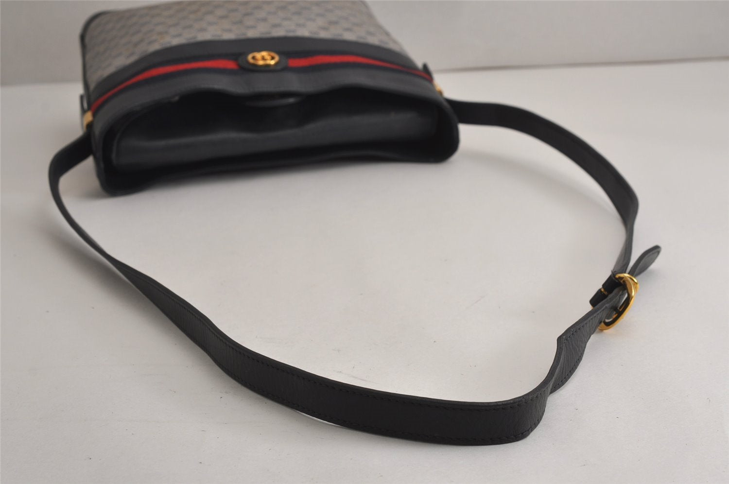 Authentic GUCCI Sherry Line Micro GG Shoulder Cross Bag PVC Leather Navy 7919J