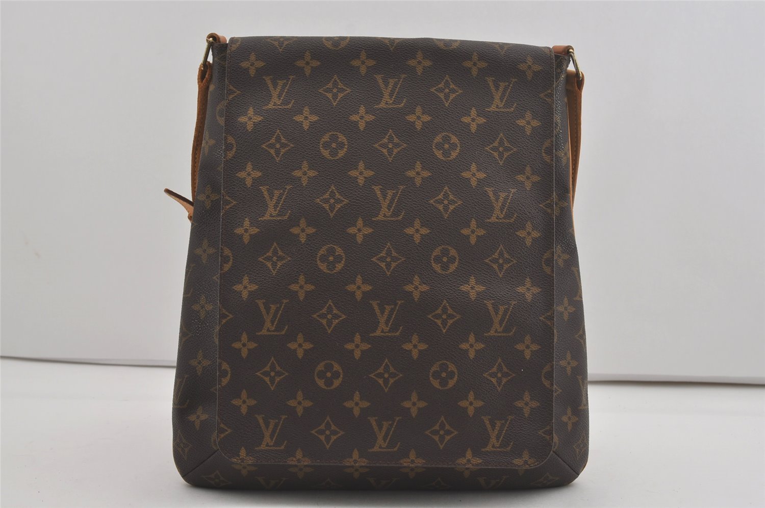 Authentic Louis Vuitton Monogram Musette Shoulder Cross Body Bag M51256 LV 7926I