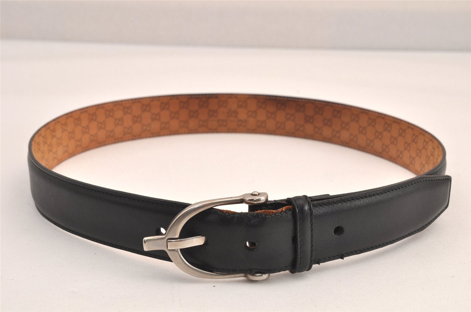 Authentic GUCCI Vintage Belt Leather 31.5-35.8