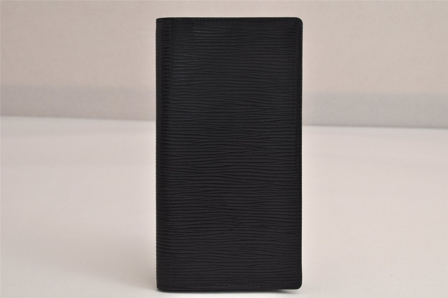 Authentic Louis Vuitton Epi Porte Cartes Credit Yen Wallet Black M63212 LV 7929M