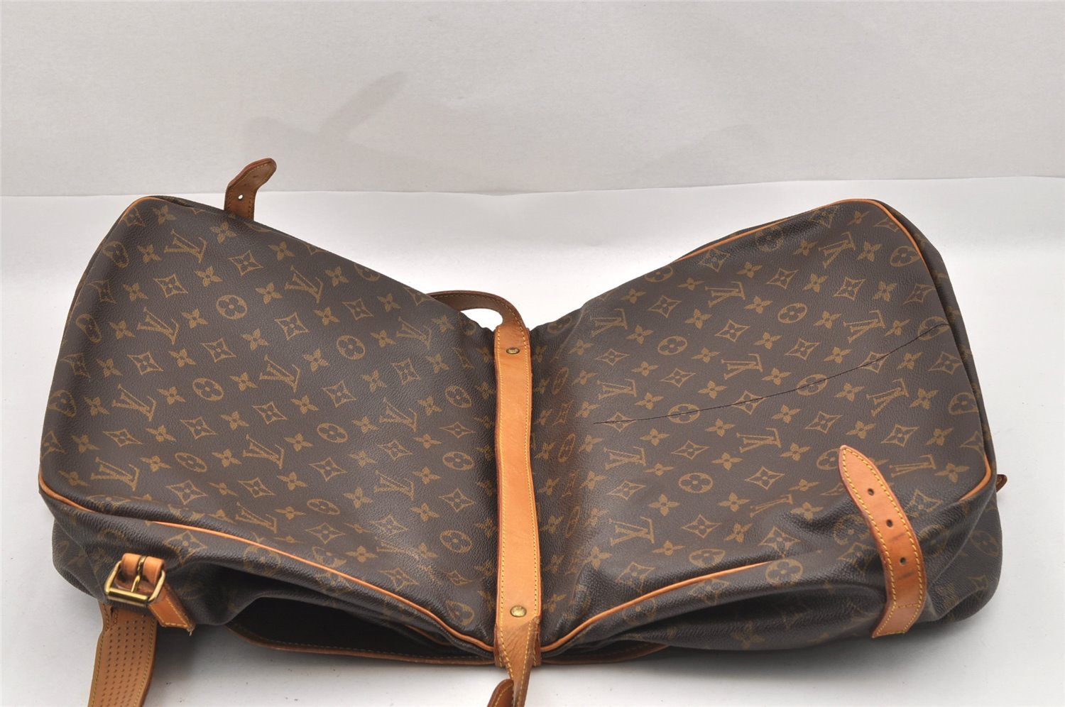 Authentic Louis Vuitton Monogram Saumur 35 Shoulder Cross Bag M42254 LV 7930I