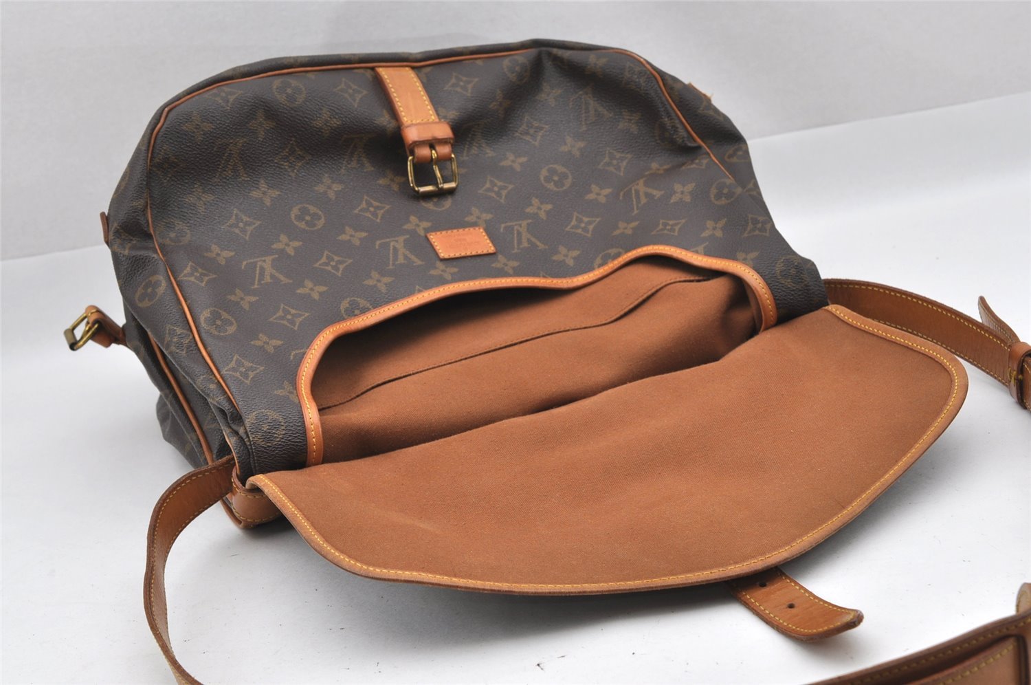 Authentic Louis Vuitton Monogram Saumur 35 Shoulder Cross Bag M42254 LV 7930I