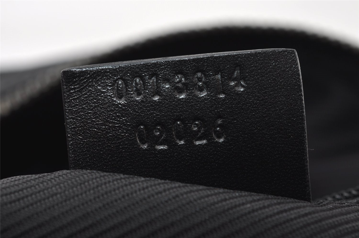 Authentic GUCCI Vintage Shoulder Bag Purse GG Canvas Leather 0013814 Black 7935I