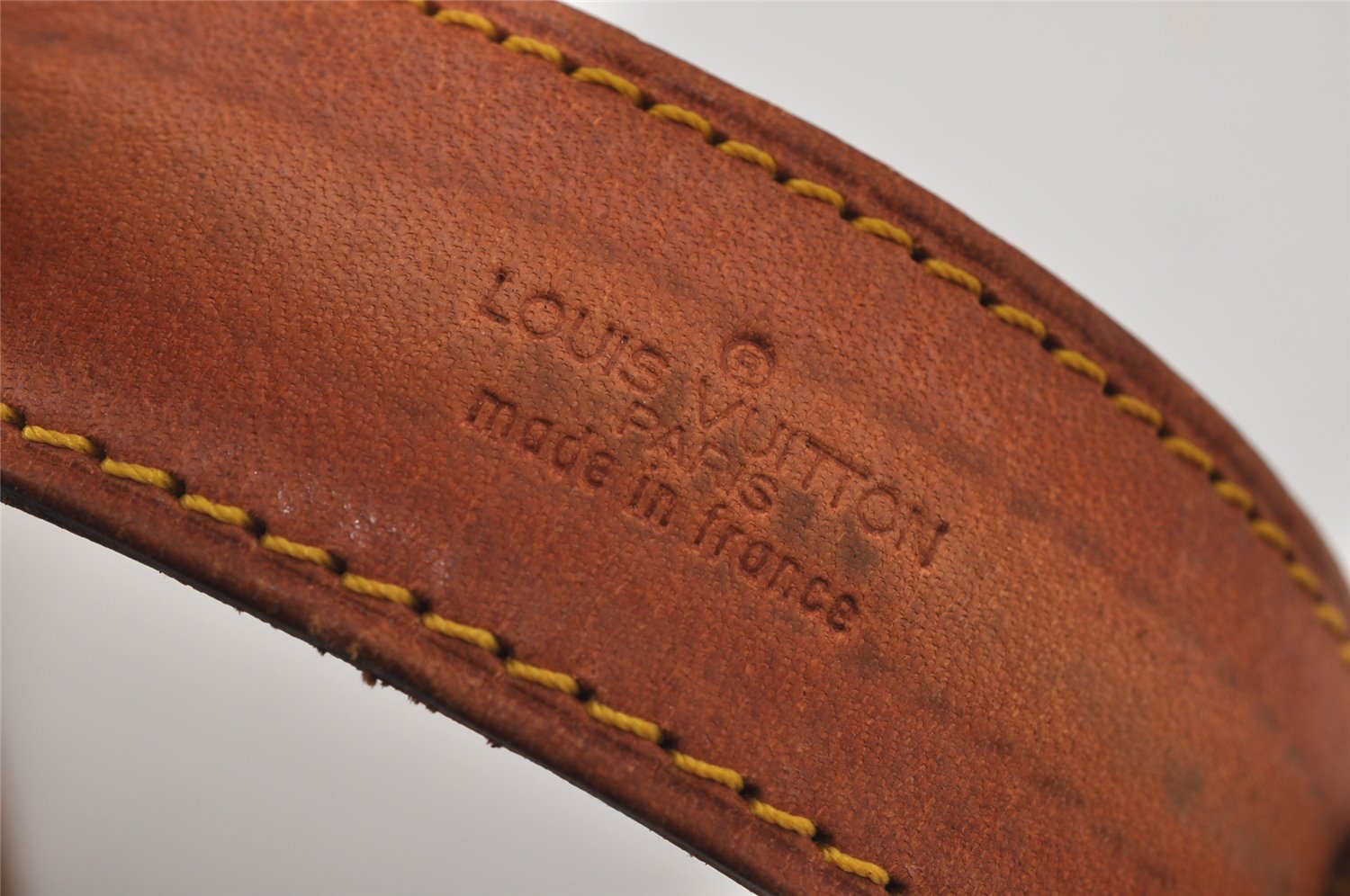 Authentic Louis Vuitton Monogram Saint Cloud MM M51243 Shoulder Cross Bag 7946J