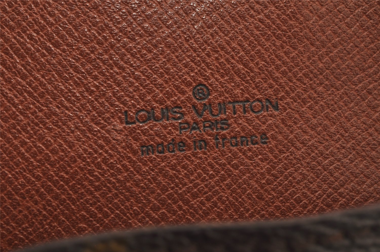 Authentic Louis Vuitton Monogram Saint Cloud MM M51243 Shoulder Cross Bag 7946J