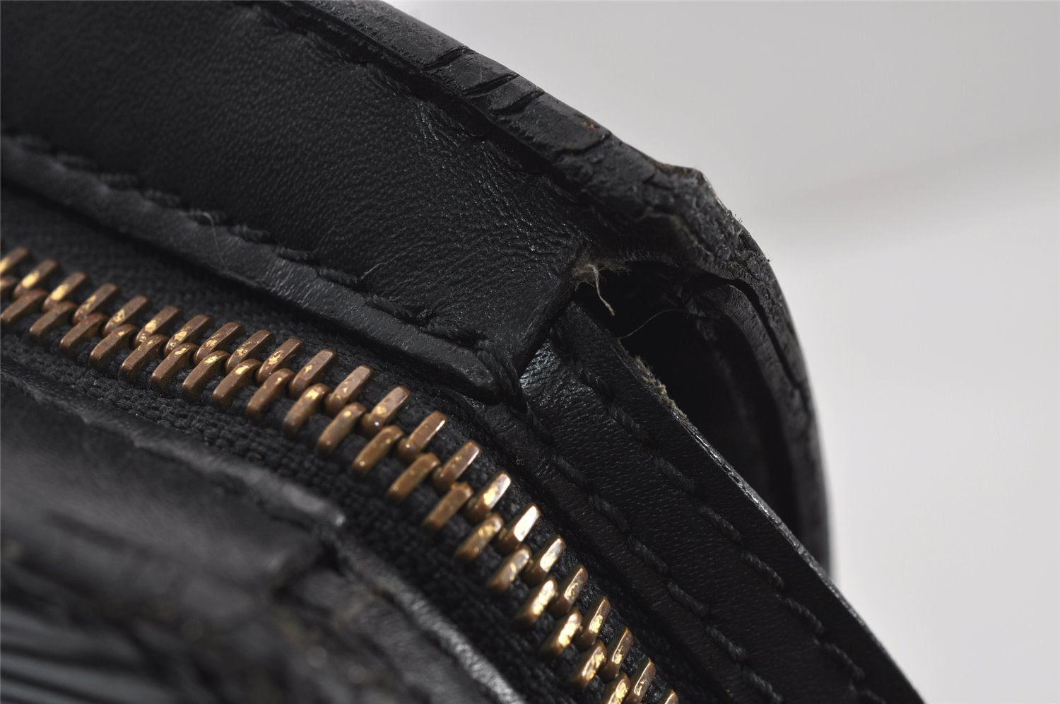 Auth Louis Vuitton Epi Saint Jacques Shopping Shoulder Bag Black M52262 LV 7947J