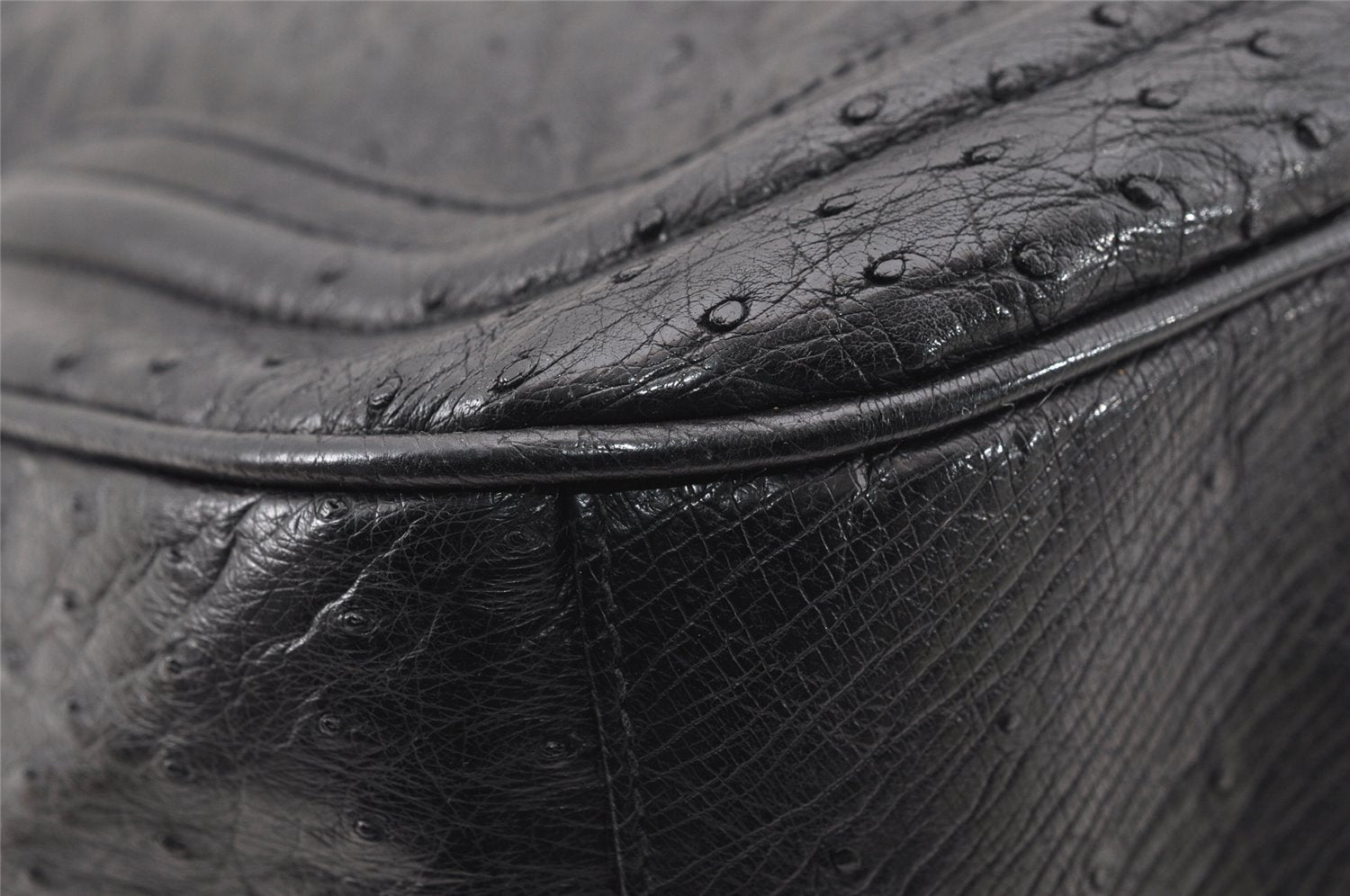 Authentic GUCCI Vintage Shoulder Cross Body Bag Purse Leather Black 7948I